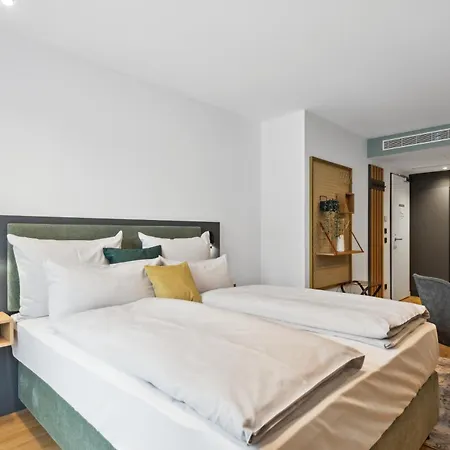 Nena Aparthotel Munich