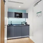 Ξενοδοχείο με διαμερίσματα Limehome Munich Schwanthalerstr Μόναχο