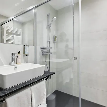 Limehome Schwanthalerstr Aparthotel Munich