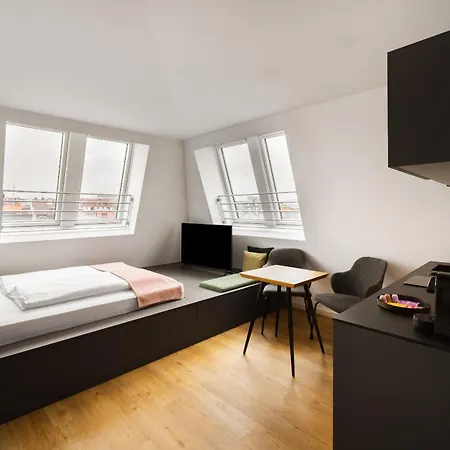 Ξενοδοχείο με διαμερίσματα Limehome Schwanthalerstr 4*