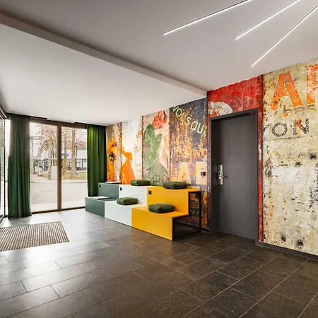 Limehome Schwanthalerstr 4* Μόναχο