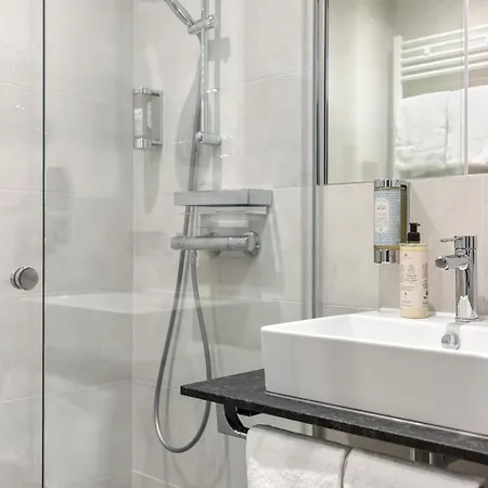 Limehome Schwanthalerstr 4* München
